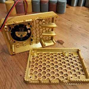 Raspberry Pi 4 - Kutijica