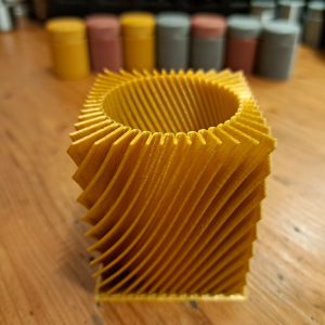 Spiralna 3D printana vaza